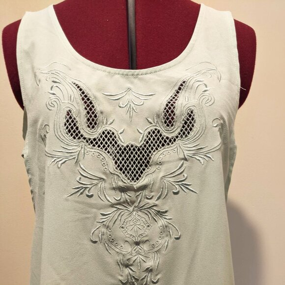 Cecico Mint Green Embroidered Cutout Tank Top – Size S - Picture 4 of 14
